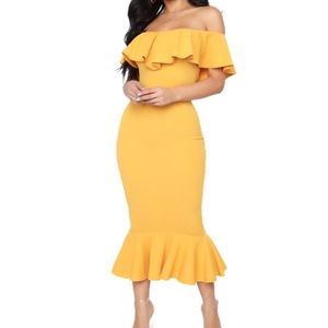 Mustard maxi dress size small